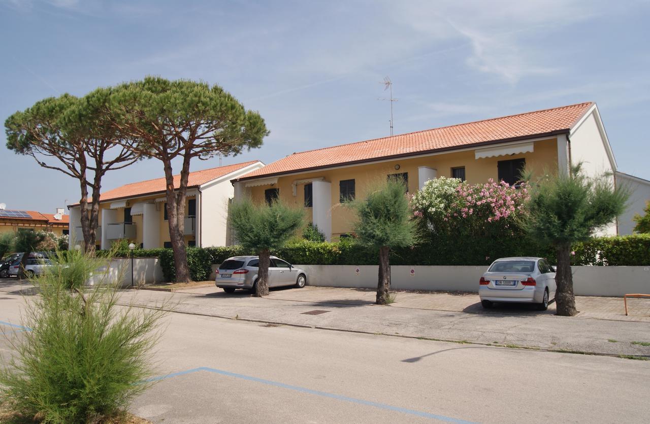 Appartamenti In Residence Portosole E Residence Tamerici Con Piscina-Cavallino Treporti Экстерьер фото